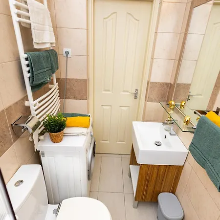 Golden Sun At Buda Castle Apartment Budapest